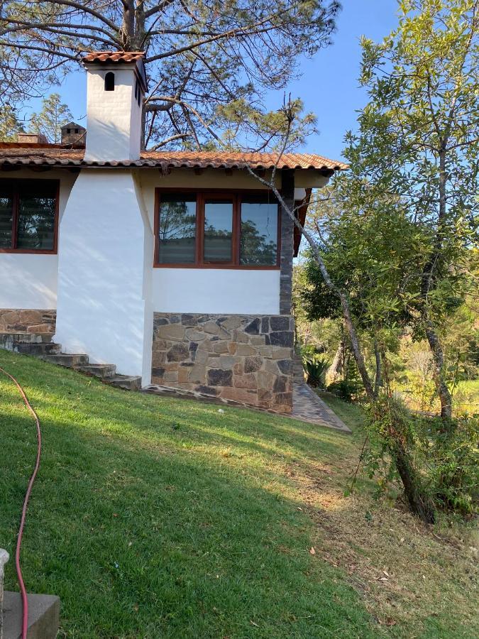 Cabanas Santorito Mazamitla Buitenkant foto